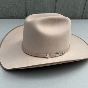 Stetson Cream Cowboy Hat with Silver Accents